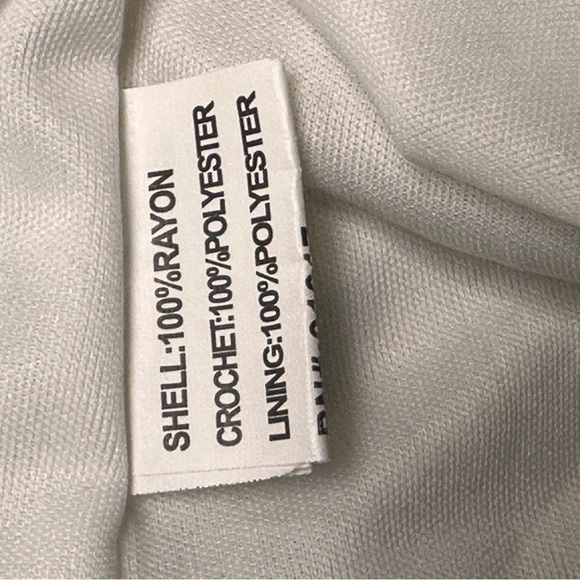 Solitaire Swim Bohemian Off The Shoulder White Lacey Dress / Cover up , M - Picture 13 of 16